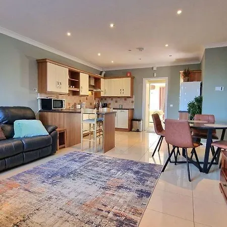 Cosy Two Bedroom * Galway